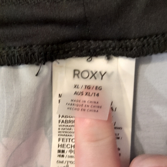 Roxy Endless Summer Floral Board Shorts Size XL - Picture 5 of 7